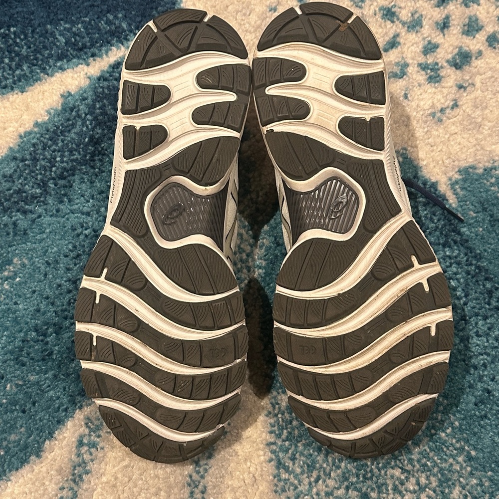 ASICS x Reigning Champ - Picture 5 of 6